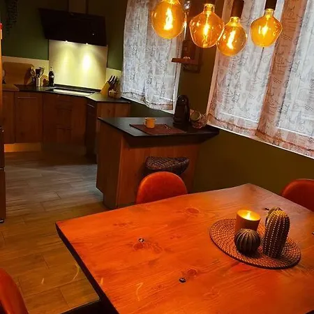 Amplio Piso A 400m De La Playa Apartment