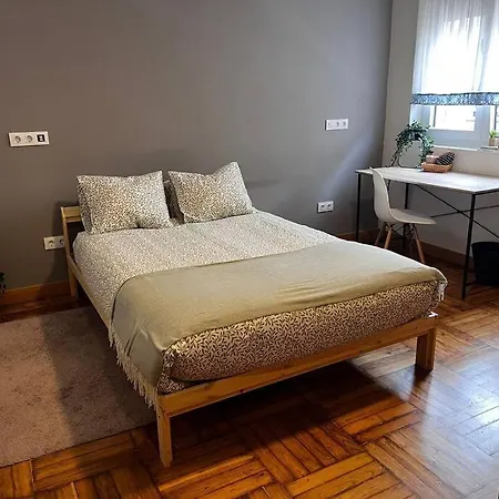 Amplio Piso 110m - Moderno Y 2 Banos - Poniente